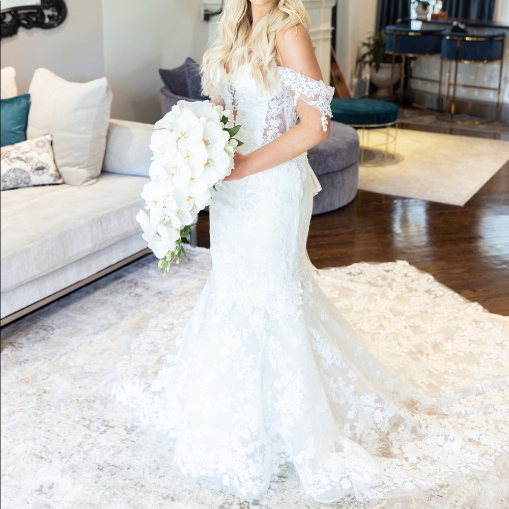 Pnina Tornai Wedding Gown